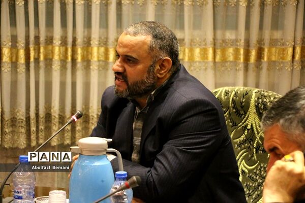 آیین تجلیل از فرهنگیان آزاده قم