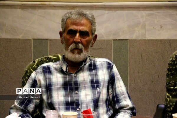 آیین تجلیل از فرهنگیان آزاده قم