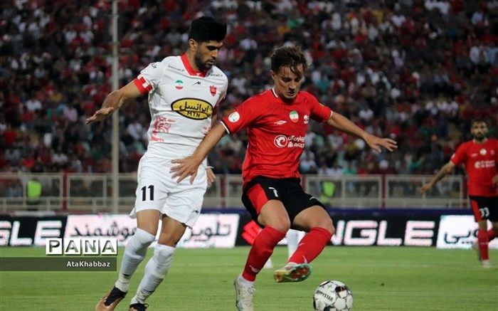 ‌مانیکونه؛ تماشاگر ویژه الکلاسیکوی ایرانی در نقش جهان