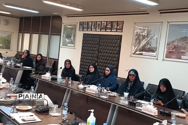 نشست کارگروه عفاف و حجاب شورای فرهنگ عمومی در رودهن