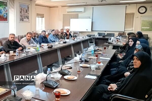 نشست کارگروه عفاف و حجاب شورای فرهنگ عمومی در رودهن
