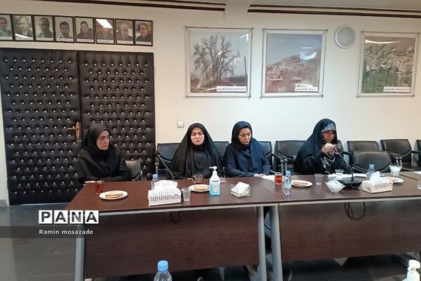 نشست کارگروه عفاف و حجاب شورای فرهنگ عمومی در رودهن