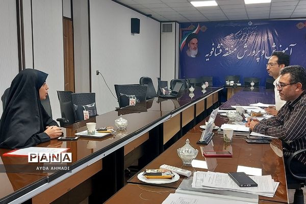 مصاحبه مدیران متقاضی تصدی مدیریت مدارس در فشافویه