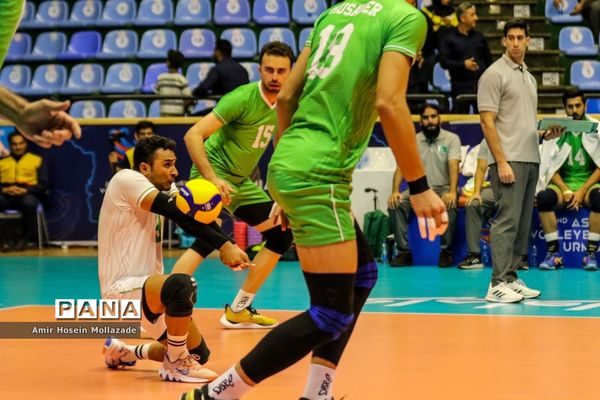 دیدار تیم‌های والیبال کره جنوبی و پاکستان