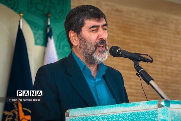 اعزام بزگترین کاروان تجهیزات آموزشی کشور