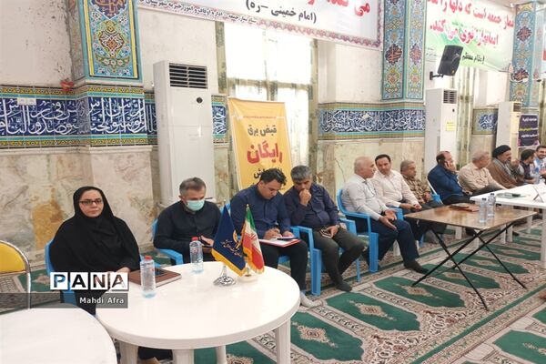 برپایی میز خدمت در مصلی نماز جمعه بهبهان به مناسبت هفته دولت