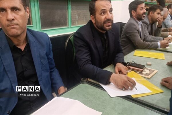 میز خدمت ادارات در نمازجمعه این هفته شهرستان قرچک