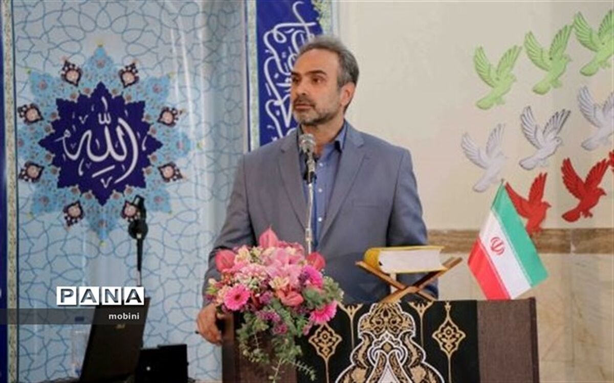 انتقال سیره عملی شهدا به نسل جوان ، وظیفه ای مهم است