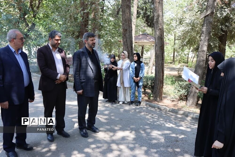 بازدید معاون پرورشی و فرهنگی وزارت آموزش و پرورش از اردوی استانی مثبت هشتادیا