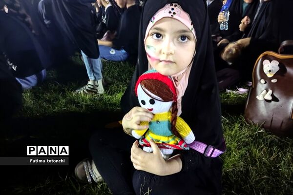 برپایی مراسم پیاده روی اربعین به‌مناسبت شهادت حضرت رقیه(س)