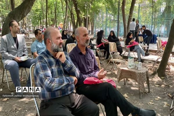 رونمایی از پوستر جشنواره قصه گویی آسنی  در محمودآباد