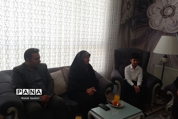 تجلیل از دانش‌آموز رودهنی مدال‌آور رباتیک جهانی پِکن
