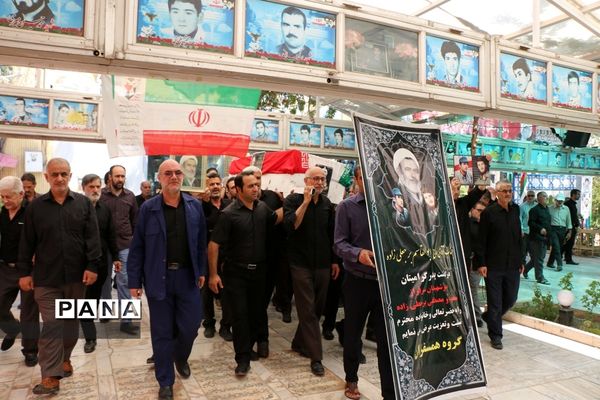 مراسم تشییع پیکر ابوالشهیدین «برجعلی زاده» در قم