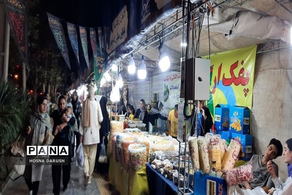 بازید معاون استاندار و  فرماندار شهر  مشهد از نمایشگاه دست آوردهای طهورا