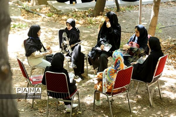 برگزاری کلاس‌ها و کارگاه‌های آموزشی در نخستین روز اردوی پویش کتابخوانی «هیس طوری»