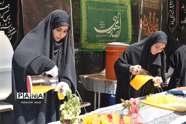 آیین استقبال چهل و یکمین دوره مسابقات قرآن، عترت و نماز دانش‌آموزان دختر در کرمانشاه