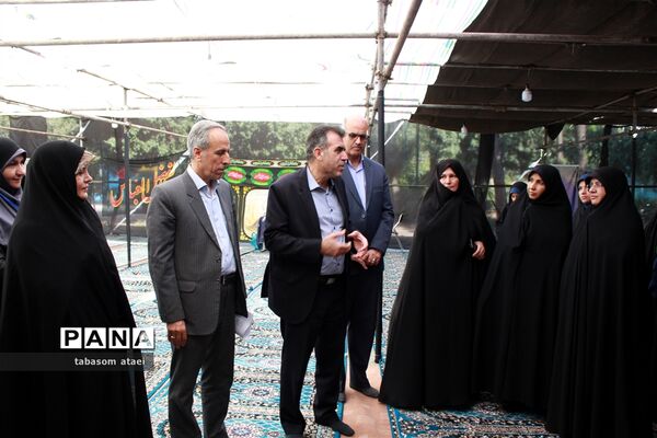 آیین استقبال چهل و یکمین دوره مسابقات قرآن، عترت و نماز دانش‌آموزان دختر در کرمانشاه