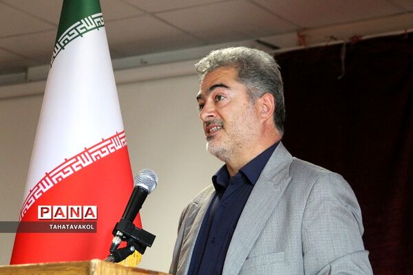 جلسه هم‌اندیشی روسای انجمن اولیا و مربیان مدارس شهرستان پردیس
