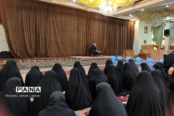 اجرای هشتمین سال برگزاری دوره طرح گام های عاشقی در دارالقرآن مرکزی