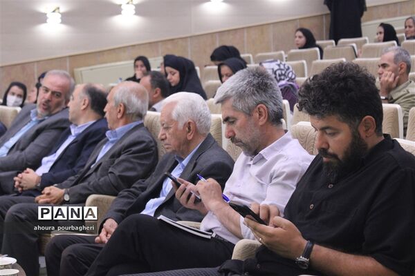 نشست خبری رئیس سازمان جهاد کشاورزی آذربایجان شرقی