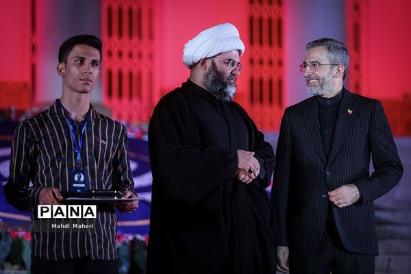 آیین اختتامیه پویش کتاب‌خوانی هیس‌طوری