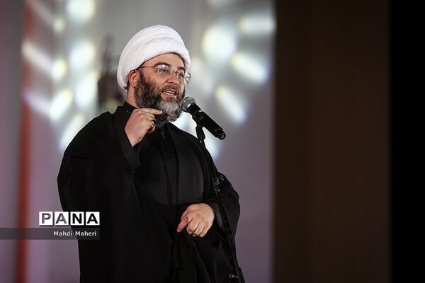 آیین اختتامیه پویش کتاب‌خوانی هیس‌طوری
