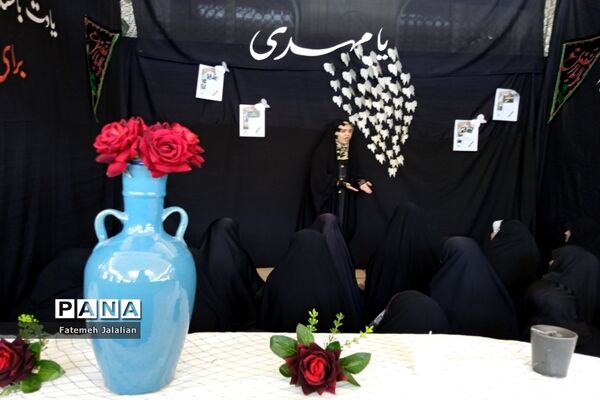 موکب‌داری نمادین اربعین در محفل دختران بهشتی