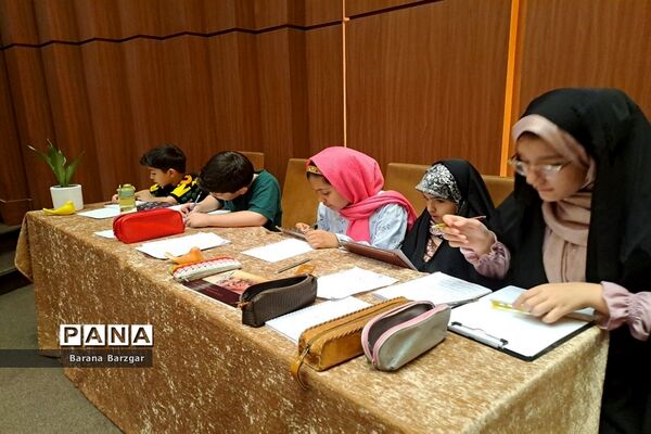 آیین اختتامیه کلاس‌های اوقات فراغت پژوهش سرای ثابت ناحیه ۳