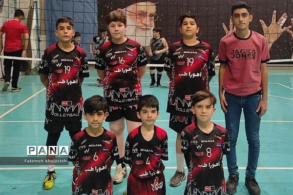 دومین دوره مسابقات والیبال دانش‌آموزان قرچکی به میزبانی شهرستان ورامین