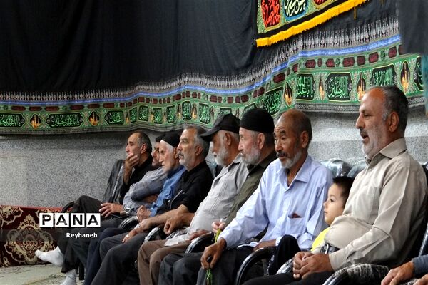 اقامه اولین نماز جمعه شهریور ماه در شهر جوادآباد