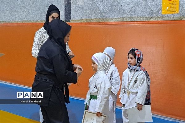 برگزاری اولین دوره مسابقات انتخابیه جودوی بانوان در شهرستان‌قرچک