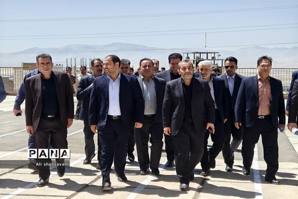 آیین افتتاح مرکز آموزشی، رفاهی فرهنگیان شماره سه کرمانشاه و دبستان ۱۵ کلاسه تلاش