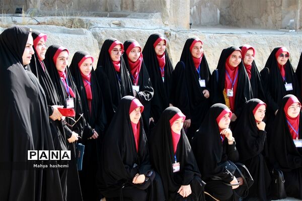 فوق برنامه‌های مسابقات قرآن، عترت و نماز با میزبانی کرمانشاه