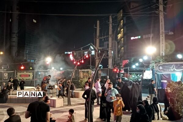برپایی موکب حسینی با همت نوجوانان کرجی