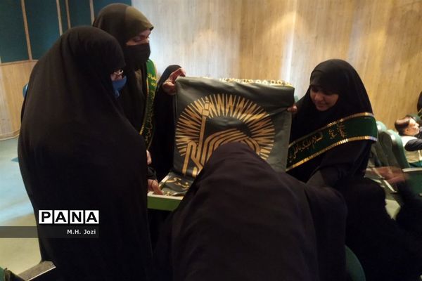 همایش خادمیان کانون قرآن خدمت‌ رضوی