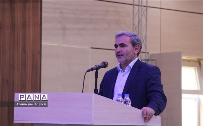مدارس محل تحقق اهداف بخشنامه‌ها هستند