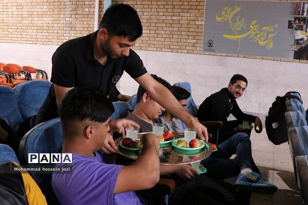 اردوی دانش‌آموزی «طلایه‌داران فردا» درقم
