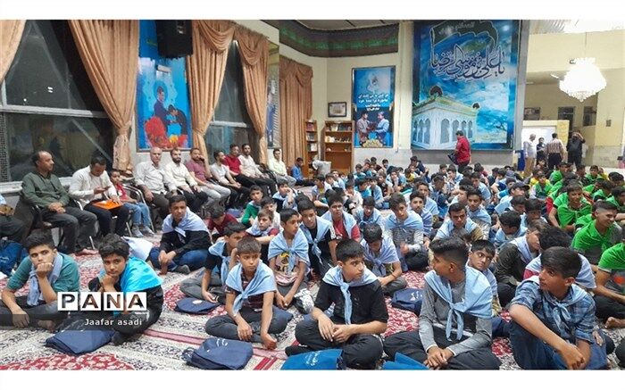 حضور دانش‌آموزان پسر زیارت‌اولی شهرستان راز و جرگلان در مشهد/فیلم