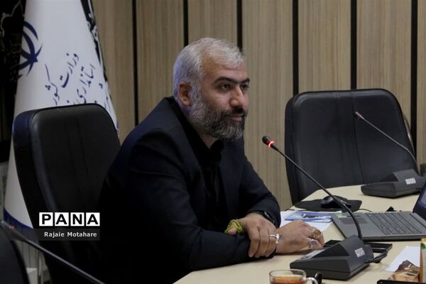 نشست خبری فرماندار اردکان با اصحاب رسانه