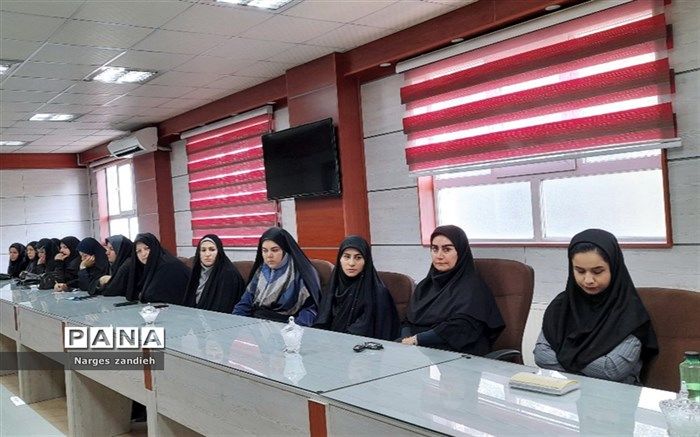 کارگاه توانمندسازی معاونین و مربیان تربیتی مدارس ابتدایی ملارد/فیلم