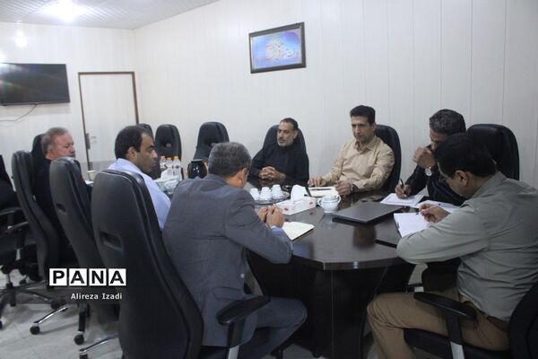 نشست هم‌اندیشی طرح ملی بازگشایی مدارس استان بوشهر