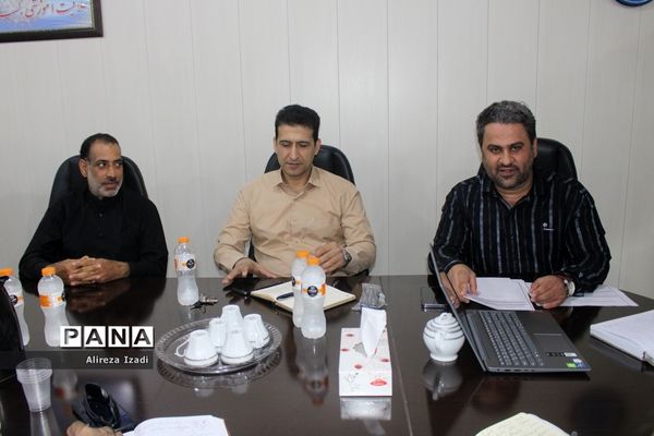 نشست هم‌اندیشی طرح ملی بازگشایی مدارس استان بوشهر