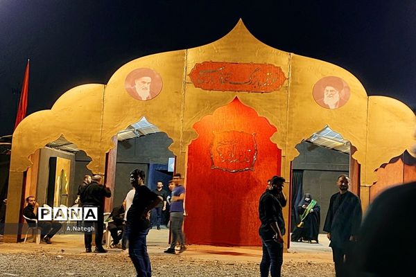 نمایش میدانی تنهاتر از مسیح