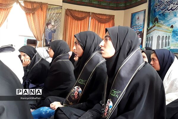 اولین روز از اردوی زیارت اولی‌های فارس در حرم امام رضا(ع)