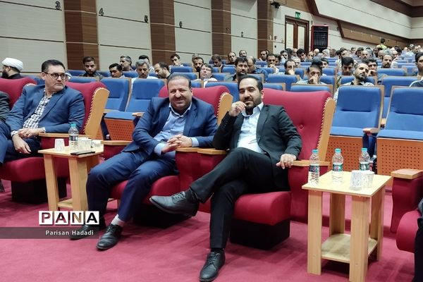 برگزاری همایش آموزشی و تبیینی ویژه مدیران و معاونان پرورشی مدارس شهرستان‌شهریار