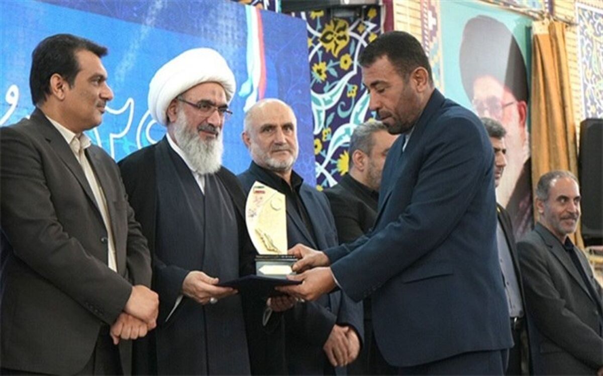 آموزش و پرورش استان بوشهر به عنوان دستگاه برتر بیست و ششمین جشنواره شهید رجایی معرفی شد/ فیلم