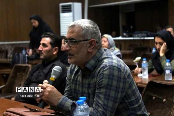 نشست خبری مدیر عامل شرکت توزیع برق آذربایجان شرقی