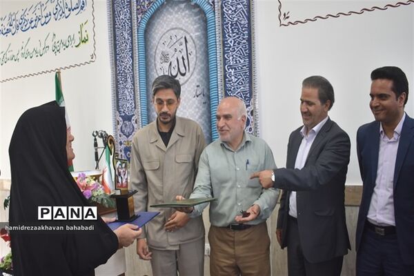 افتتاح۲۲ طرح عمرانی، ورزشی و آموزشی در بهاباد