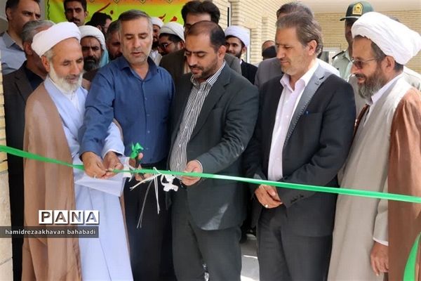 افتتاح۲۲ طرح عمرانی، ورزشی و آموزشی در بهاباد