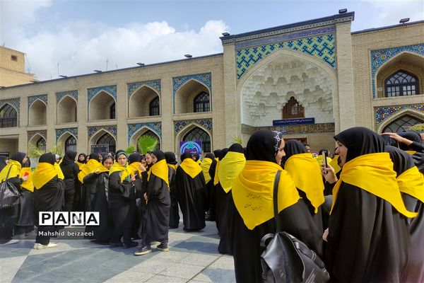 بازدید دانش آموزان زیارت اولی‌ از موزه رضوی